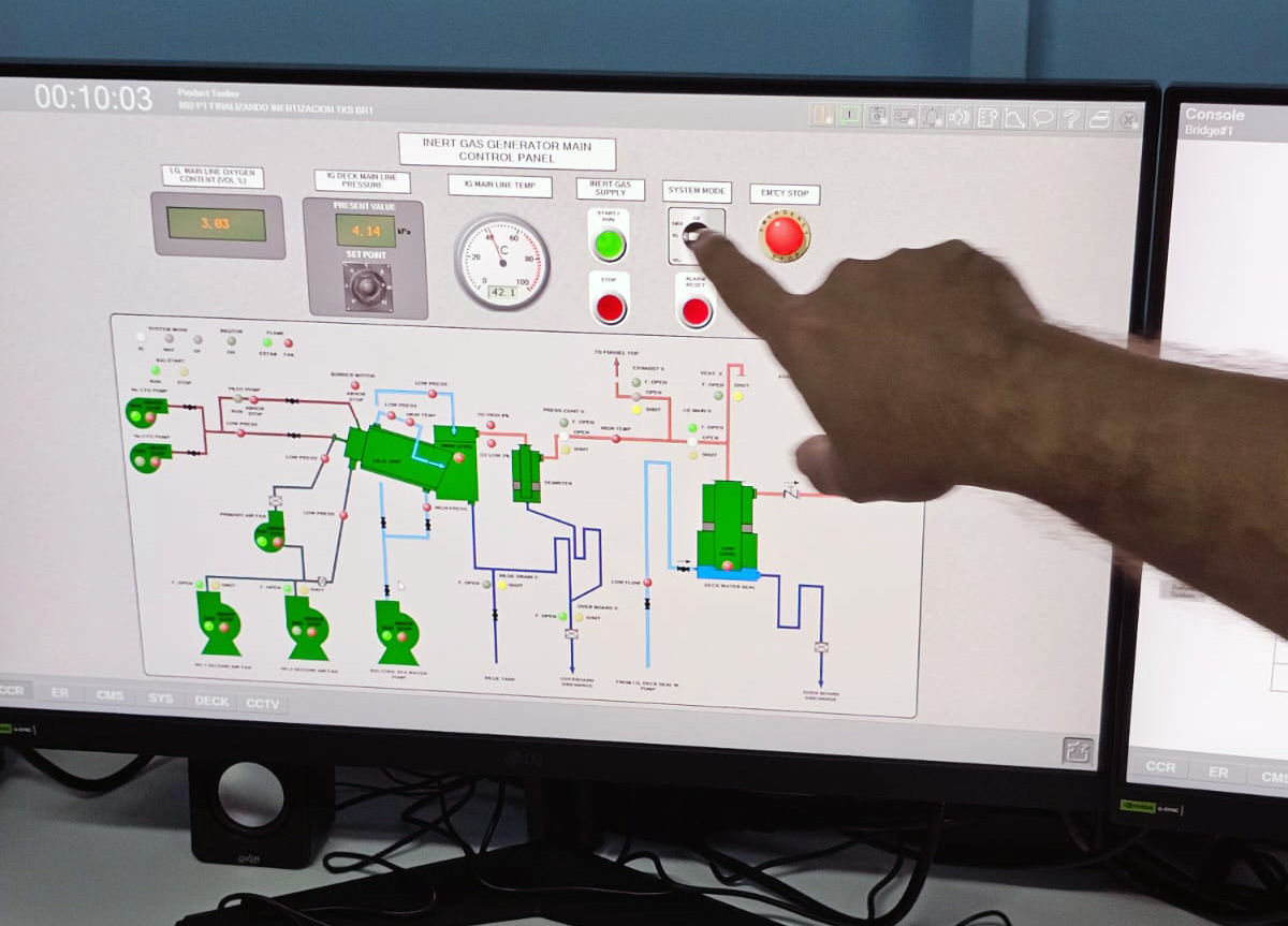 Formación en Simulación de Cargas Líquidas: Seguridad y Toma de Decisiones Bajo Control